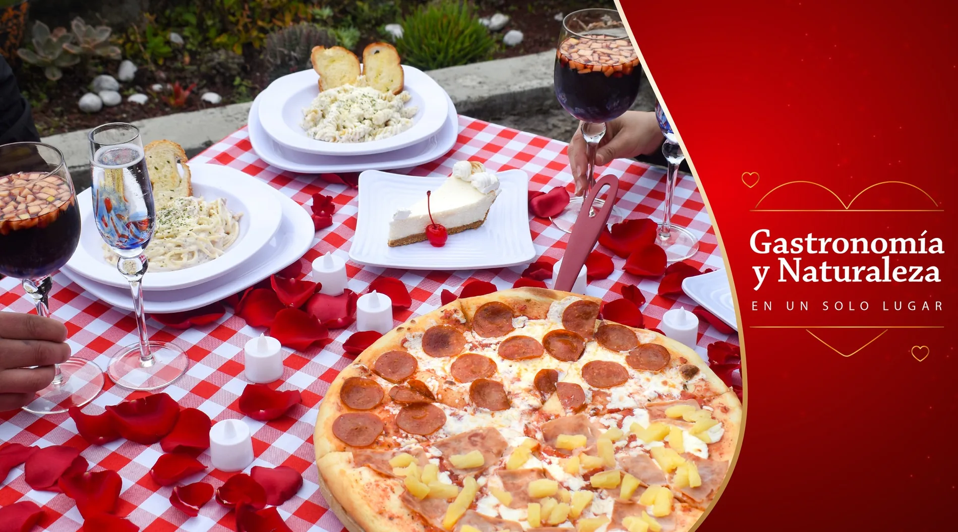 Mesa romántica con pizza
